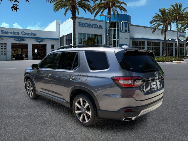 Used 2024 Honda Pilot Elite image 6