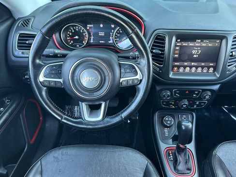 Used 2021 Jeep Compass Trailhawk w/ Convenience Group AWD/4WD image 16