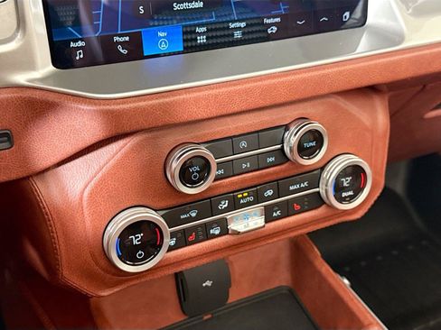 Used 2025 Ford Bronco Badlands AWD/4WD image 25