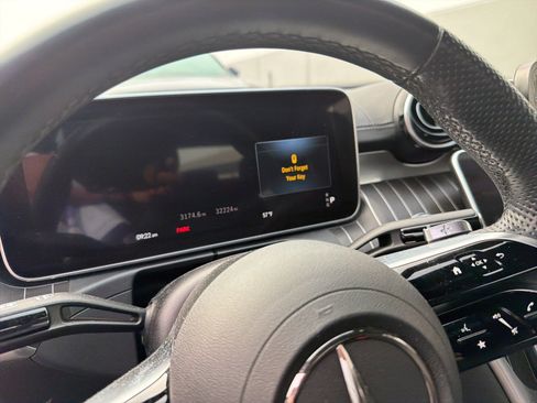 Used 2023 Mercedes-Benz C 300 Sedan image 2