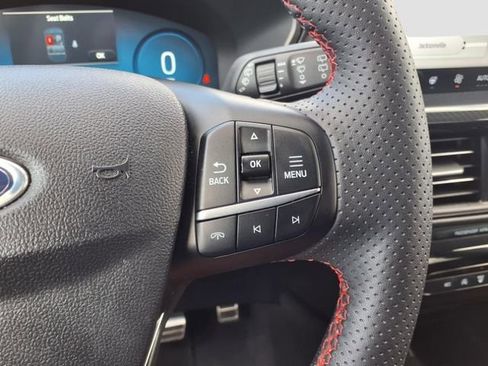 Used 2023 Ford Escape ST-Line Select image 27