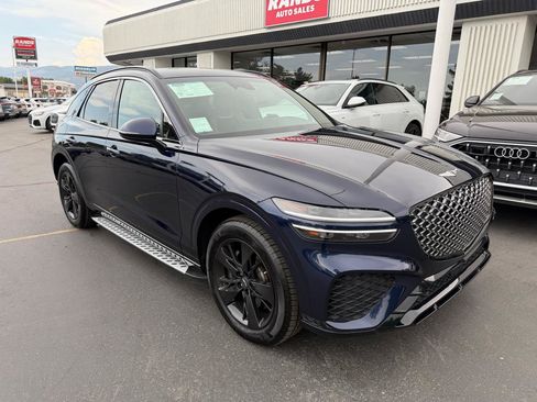 Used 2025 Genesis GV70 3.5T Sport AWD/4WD image 2