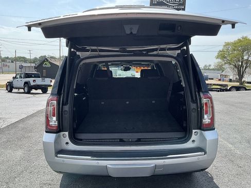 Used 2015 GMC Yukon XL Denali w/ Open Road Package AWD/4WD image 19