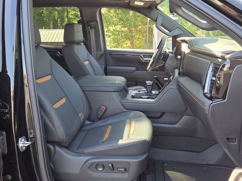 Used 2026 GMC Sierra 1500 AT4 w/ AT4 Premium Package AWD/4WD image 17