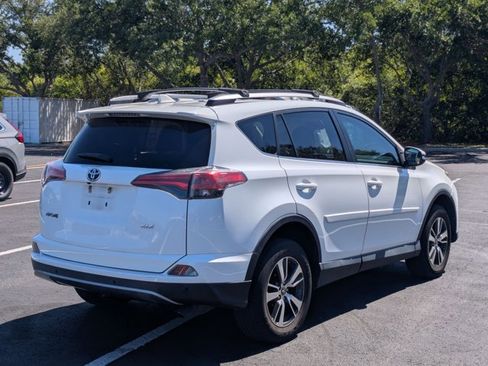 Used 2017 Toyota RAV4 XLE image 5