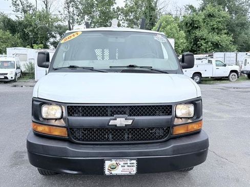 Used 2011 Chevrolet Express 2500 RWD image 6