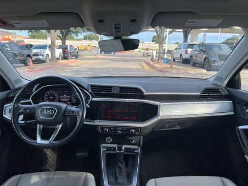 Used 2020 Audi Q3 2.0T Premium Plus w/ Premium Plus Package AWD/4WD image 13