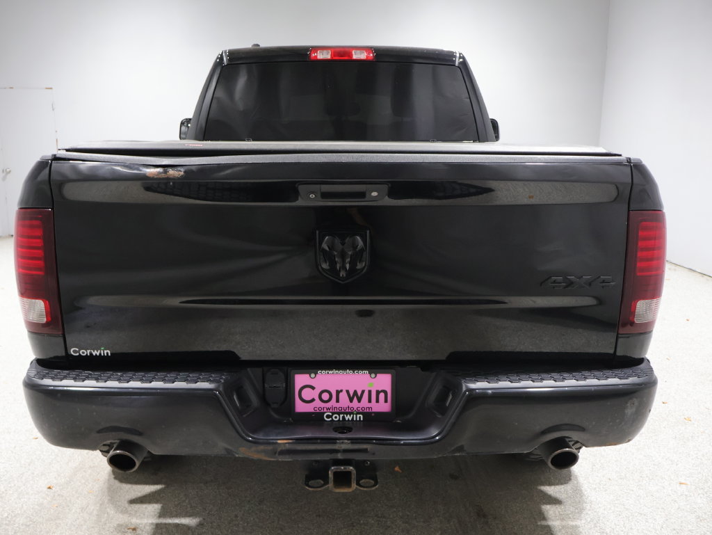 Used 2015 RAM 1500 Express w/ Black Ram 1500 Express Group AWD/4WD image 3