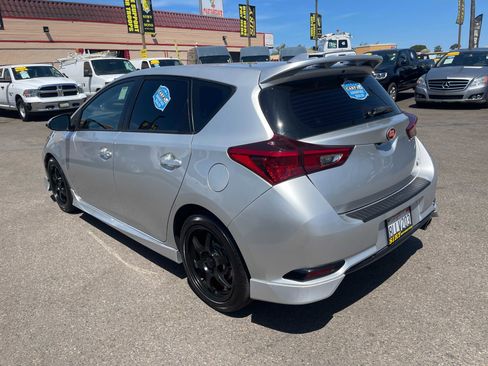 Used 2016 Scion iM image 5