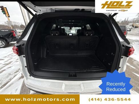 Used 2022 Chevrolet Traverse High Country w/ LPO, Floor Liner Package image 28
