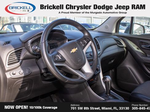 Used 2017 Chevrolet Trax LT w/ LT Convenience Package image 14