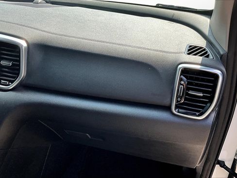 Used 2021 Kia Sportage EX w/ EX Technology Package image 21