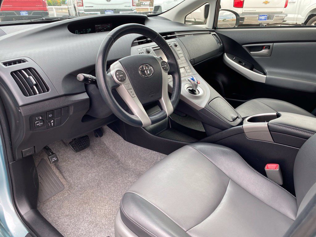 Used 2012 Toyota Prius Five FWD image 21