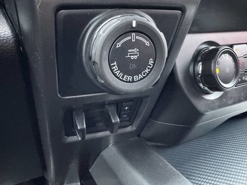 Used 2019 Ford F150 XLT w/ Equipment Group 302A Luxury image 15