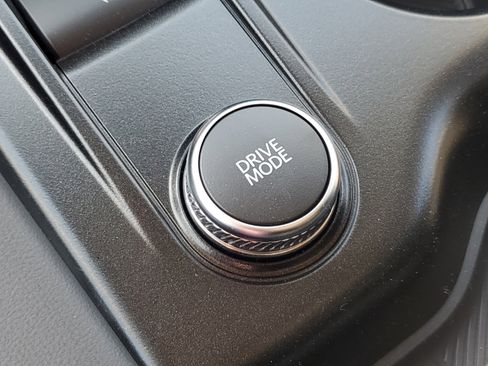 New 2026 Ford Explorer Active AWD/4WD image 9