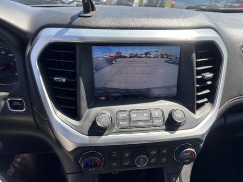 Used 2018 GMC Acadia SLT AWD/4WD image 13