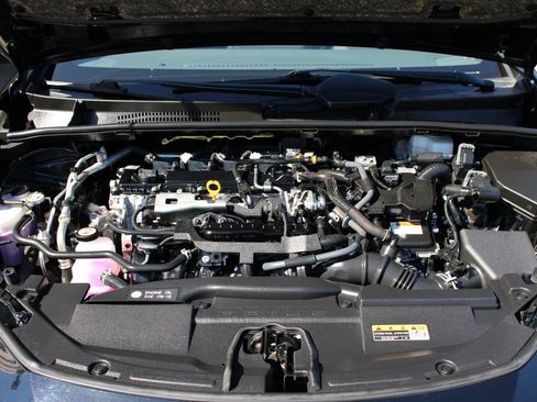 Used 2023 Toyota Prius LE FWD image 26