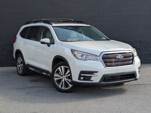 Used 2020 Subaru Ascent Limited w/ Technology Package AWD/4WD image 3