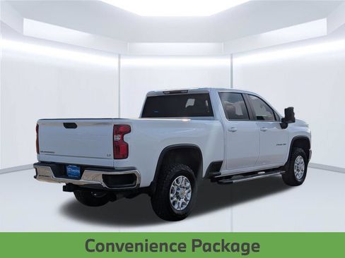 Used 2023 Chevrolet Silverado 2500 LT w/ Convenience Package AWD/4WD image 6