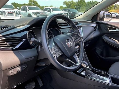 Used 2023 Buick Encore GX Select w/ Sport Touring Package image 17