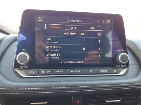 Used 2023 Nissan Rogue SV image 8