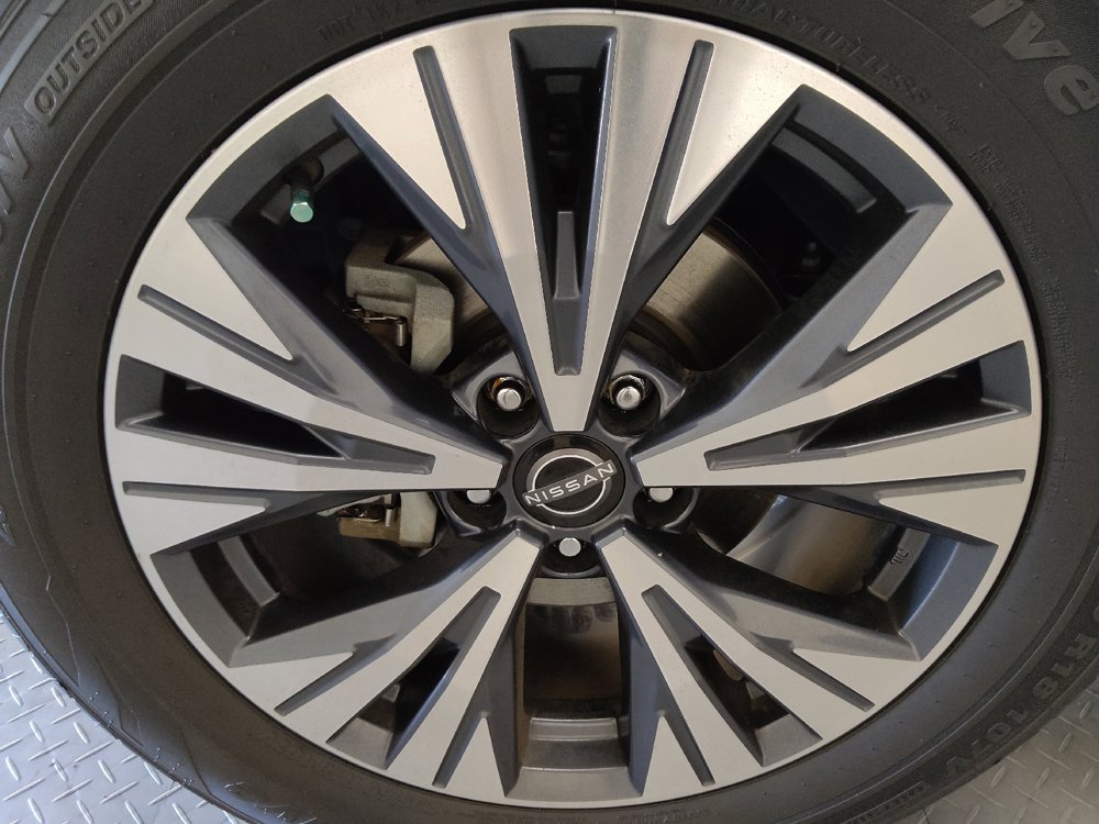 Used 2022 Nissan Rogue SV FWD image 31