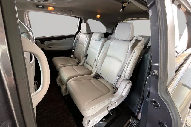 Used 2022 Honda Odyssey Touring image 16