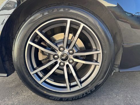 Used 2017 Ford Mustang Premium RWD image 12