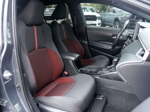 Used 2025 Toyota Corolla SE FWD image 33