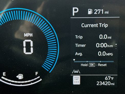 Used 2025 Hyundai Kona SEL image 19