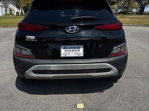 Used 2022 Hyundai Kona SEL w/ Convenience Package image 4