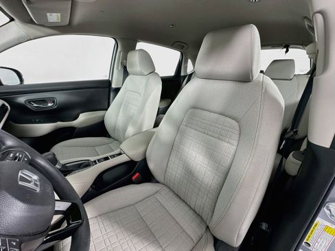 Certified 2024 Honda HR-V LX image 19