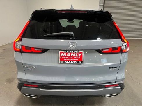 Used 2025 Honda CR-V Sport Touring image 4