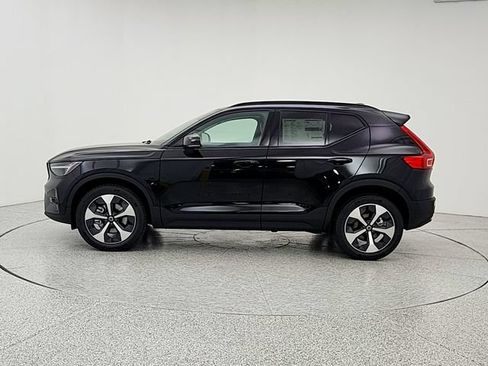 New 2026 Volvo XC40 B5 Plus w/ Climate Package AWD/4WD image 8