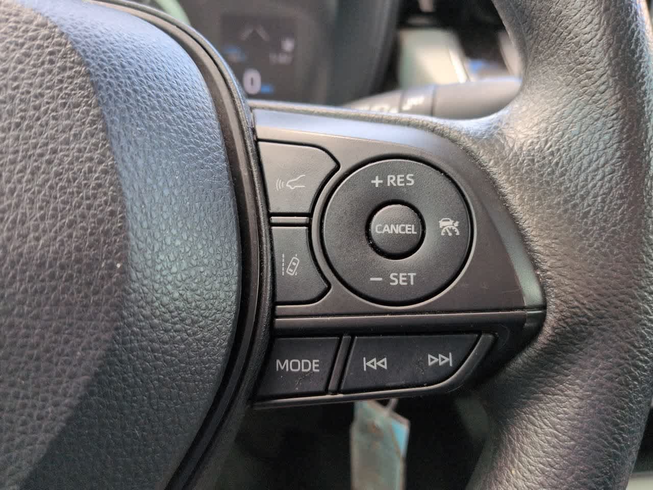 Certified 2022 Toyota Corolla LE FWD image 23