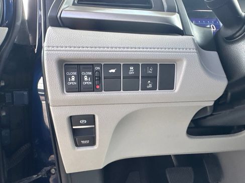 Used 2019 Honda Odyssey EX-L image 26