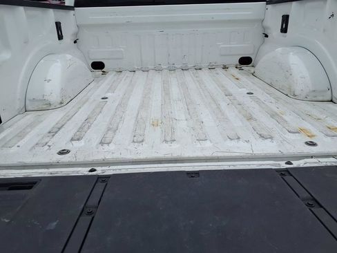 Used 2022 Ford F150 Lariat w/ Equipment Group 502A High AWD/4WD image 11