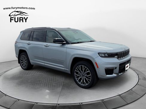 Used 2021 Jeep Grand Cherokee L Summit AWD/4WD image 1