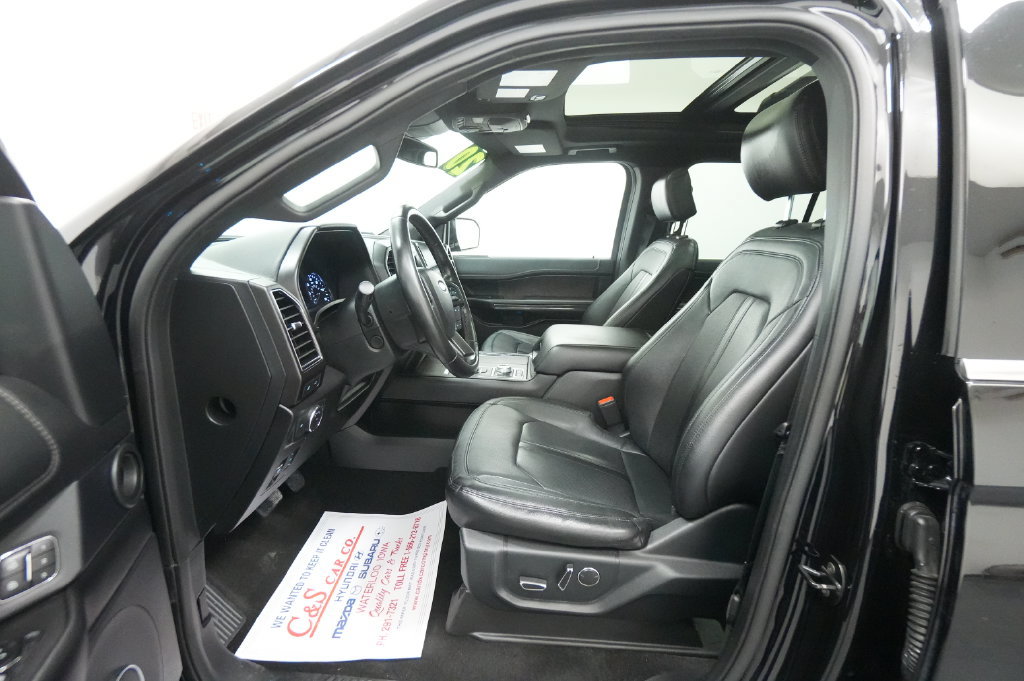 Used 2020 Ford Expedition Limited w/ Equipment Group 302A AWD/4WD image 16