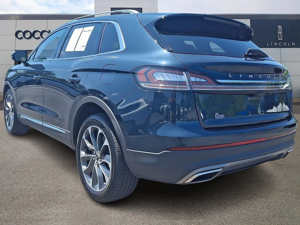 Certified 2023 Lincoln Nautilus Reserve AWD/4WD image 6