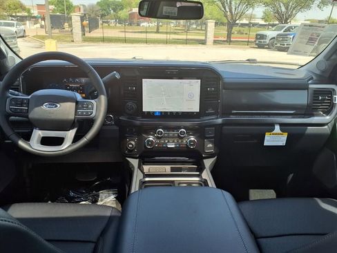 New 2026 Ford F250 Lariat w/ Black Appearance Package image 14