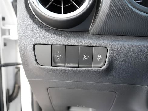 Certified 2023 Hyundai Kona SEL AWD/4WD image 22