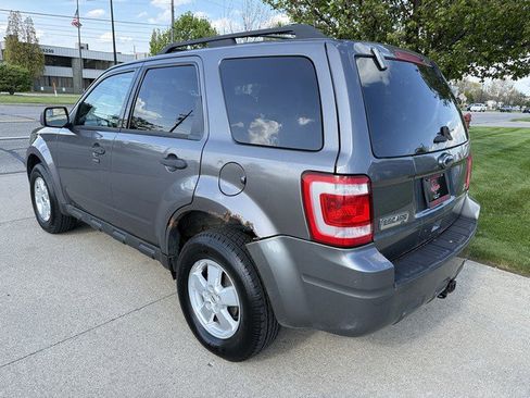 Used 2010 Ford Escape XLT FWD image 7