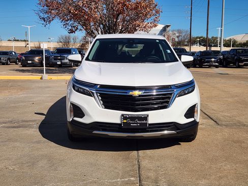 Certified 2024 Chevrolet Equinox LT image 3