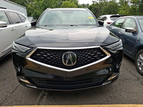 Used 2023 Acura MDX SH-AWD w/ Advance Package image 2