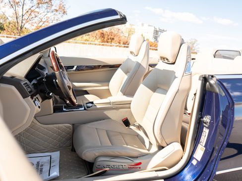Used 2011 Mercedes-Benz E 350 Cabriolet image 16