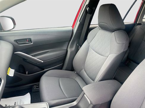 New 2026 Toyota Corolla Cross LE image 24