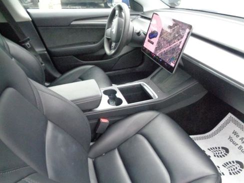 Used 2021 Tesla Model 3 Long Range AWD/4WD image 22