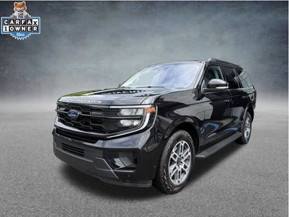 Used 2025 Ford Expedition Active