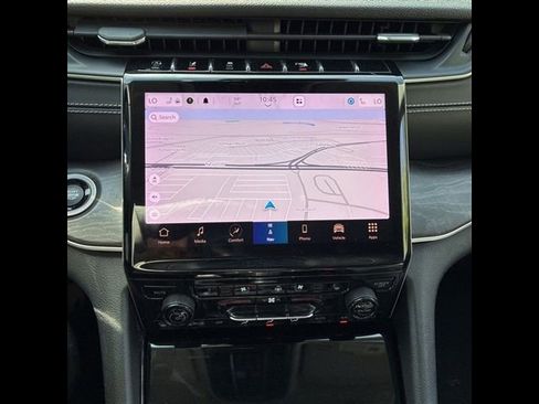 Used 2021 Jeep Grand Cherokee L Limited w/ Luxury Tech Group II image 8